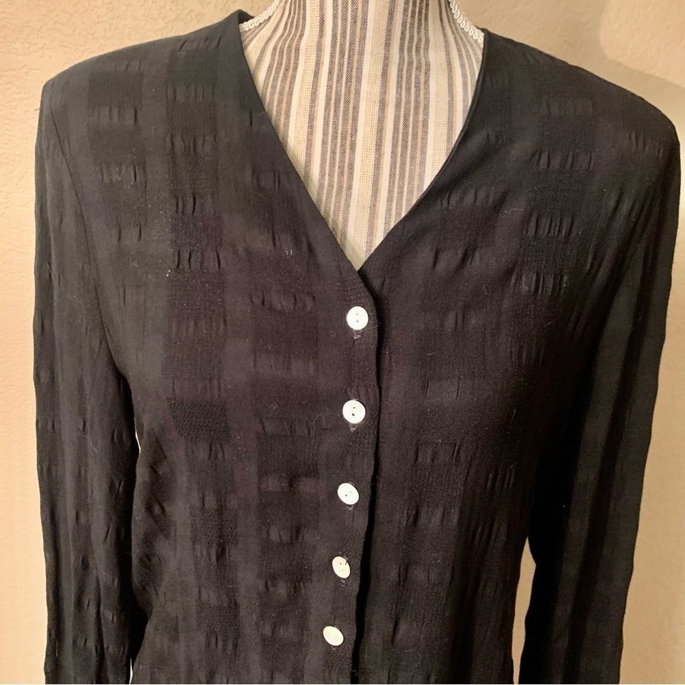 Vintage A.K.F. New York Long Rayon Blouse Medium Black Pattern Made in U.S.A. - Picture 2 of 15